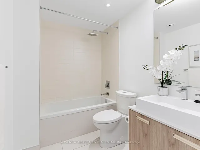 Additional image 10 of 2A Church St Unit 1208