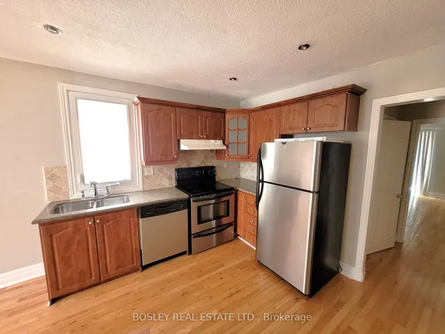 Additional image 8 of 71 Rockcliffe Blvd