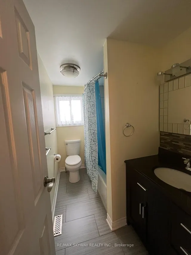 Additional image 13 of 18 Matthew Crt