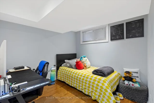 Additional image 32 of 43 Viella St