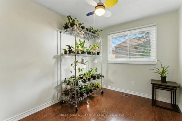 Additional image 14 of 101 Winter Gardens Tr