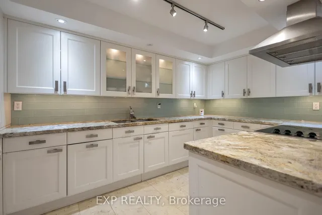 Additional image 4 of 900 Yonge St Unit 601
