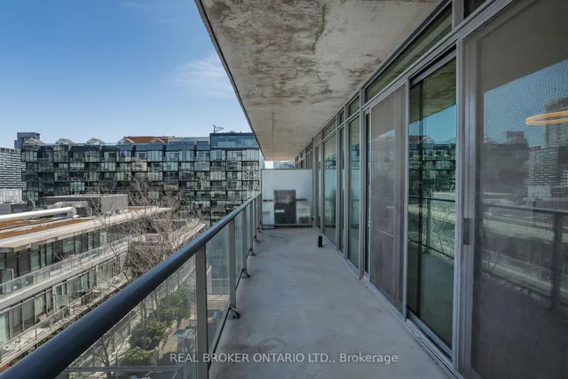 Additional image 20 of 95 Bathurst St Unit 1201