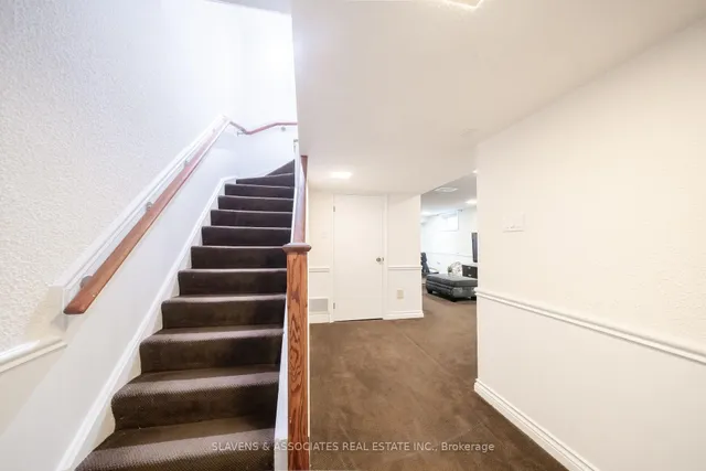 Additional image 23 of 132 Stillwater Cres