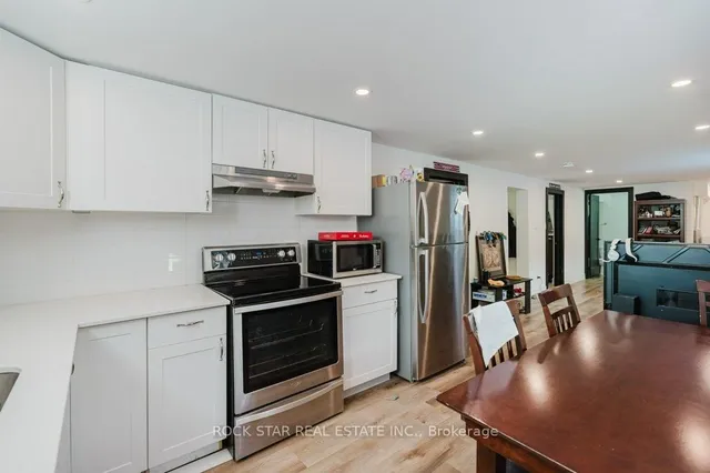 Additional image 25 of 859 Upper Ottawa St