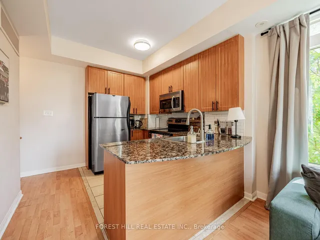 Additional image 7 of 68 Carr St Unit TH 3