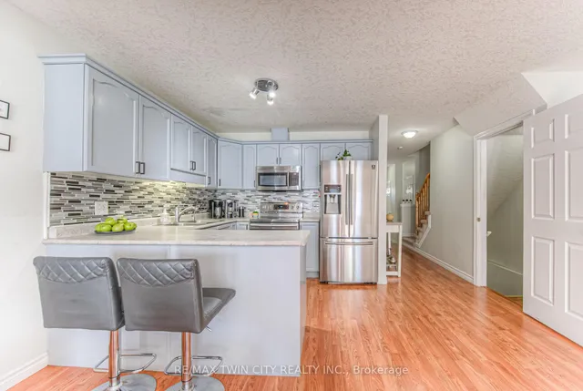 Additional image 10 of 972 Strasburg Rd Unit 4