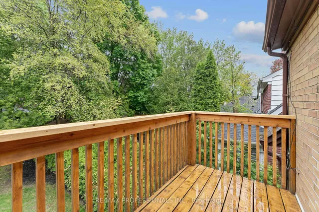 Additional image 35 of 875 Royal York Rd