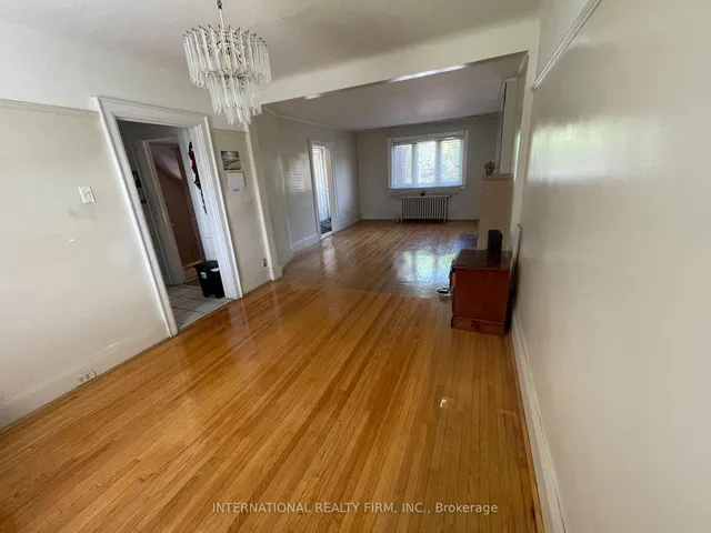 Additional image 5 of 419 Mortimer Ave