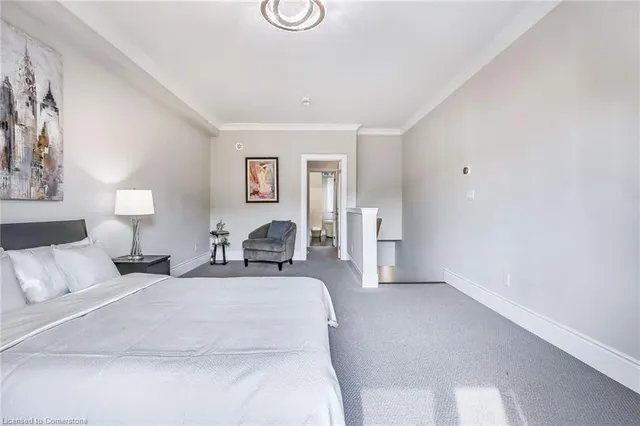 Additional image 20 of 41 Twenty Ninth St