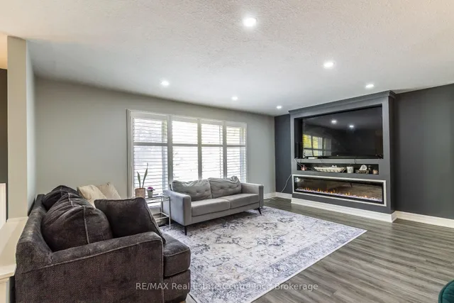 Additional image 6 of 44 Oakhurst Cres