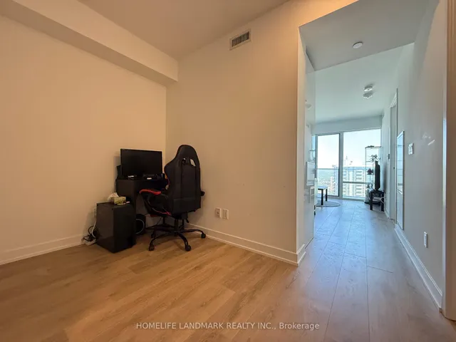 Additional image 3 of 501 Yonge St Unit 2208