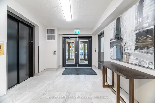 Additional image 3 of 1450 MAIN St Unit 214