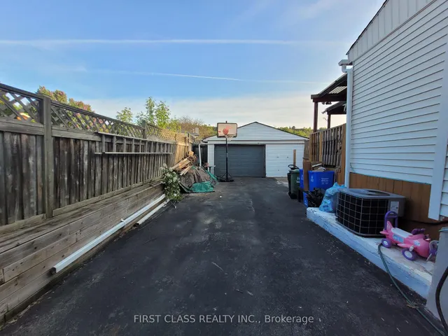 Additional image 49 of 260 King St