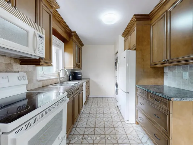 Additional image 11 of 118 Moore Park Ave