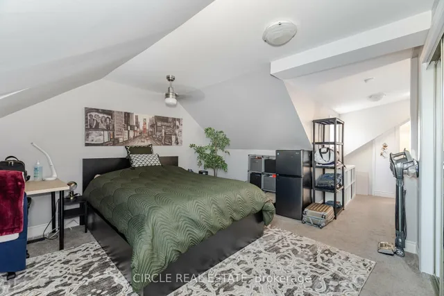 Additional image 17 of 31 Wentworth St