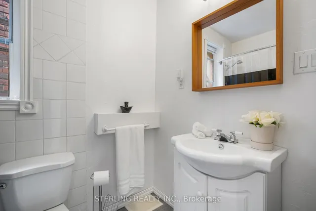 Additional image 16 of 13 Auburn Ave