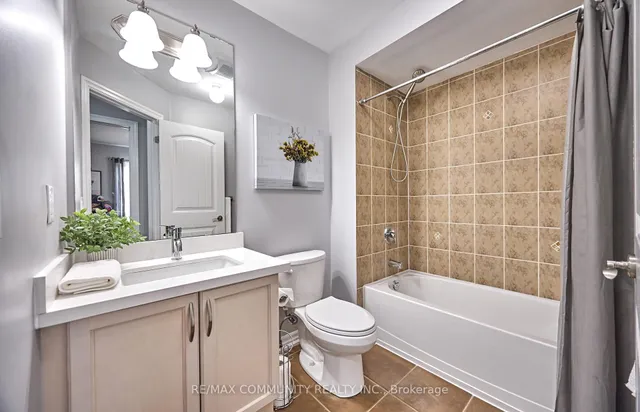 Additional image 44 of 96 Kendall Dr