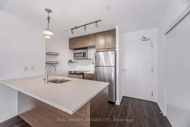 Additional image 4 of 62 Forest Manor Rd Unit 306