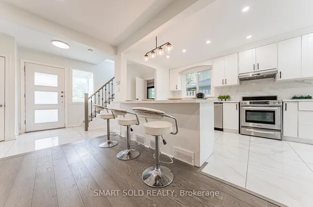 Additional image 10 of 18 Cadillac Ave