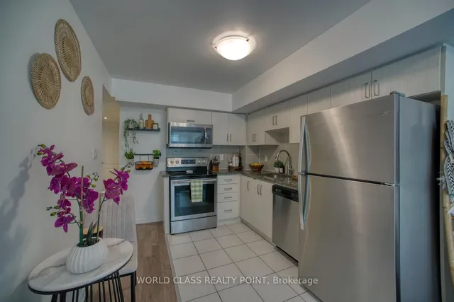 Additional image 9 of 7 Applewood Lane Unit 221