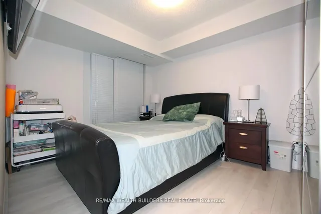 Additional image 11 of 400 Adelaide St Unit 2322