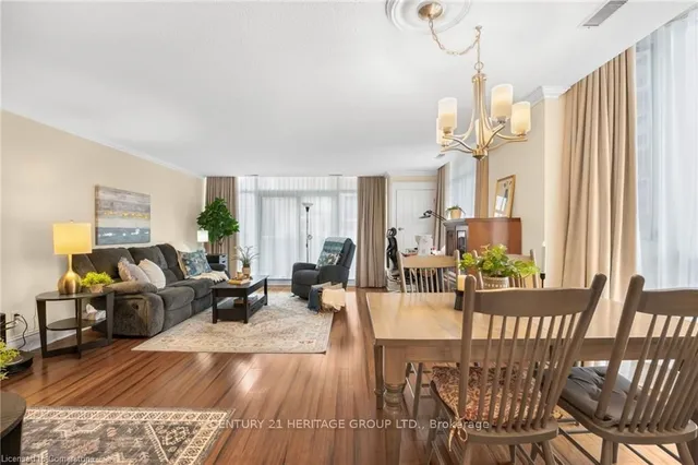 Additional image 19 of 67 Caroline St Unit 102