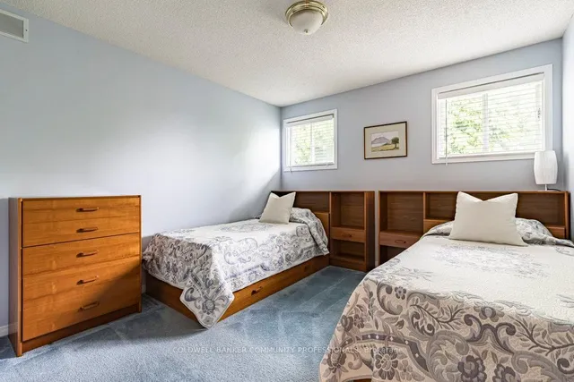 Additional image 34 of 2 Katie Crt