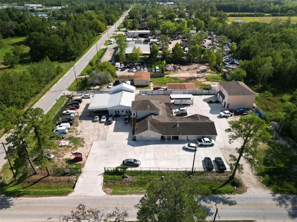 6820 Winfield Rd, Houston, TX 77050
