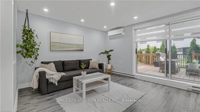 Additional image 8 of 1016 Falgarwood Dr Unit 42