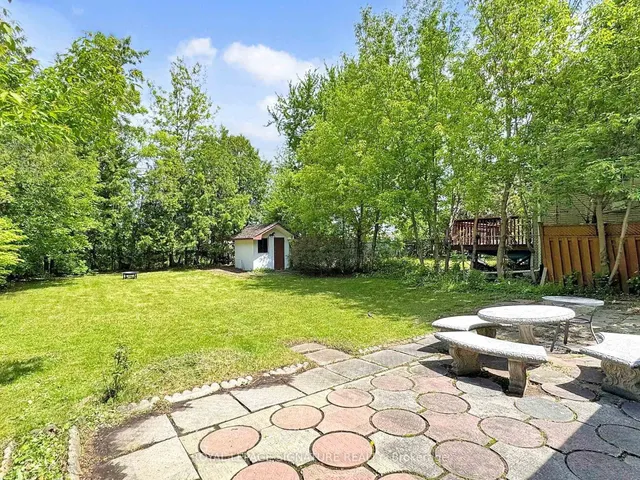 Additional image 40 of 118 Moore Park Ave