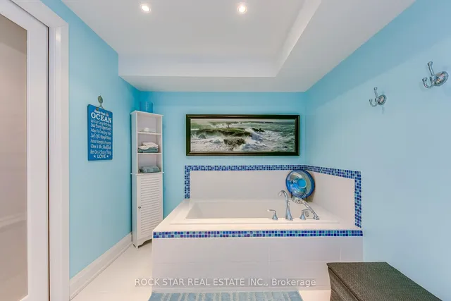 Additional image 30 of 515 North Service Rd Unit 31