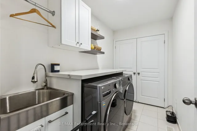 Additional image 8 of 54 Nisbet Blvd Unit 31