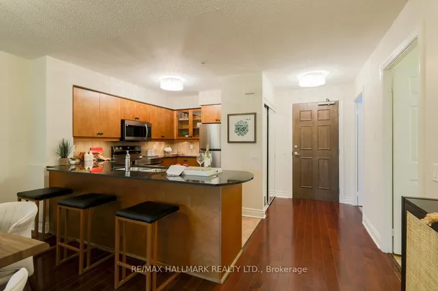 Additional image 8 of 12 Rean Dr Unit 302