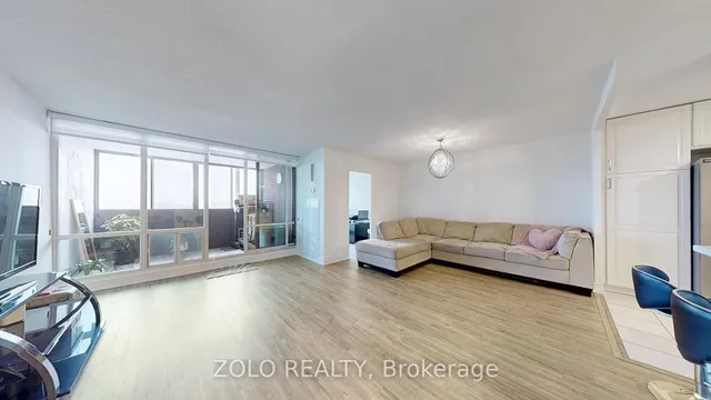 Additional image 9 of 714 The West Mall Unit 1710