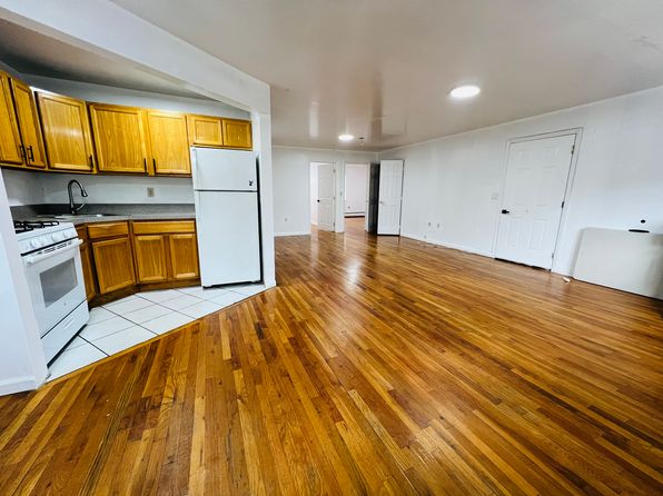53 W 192nd St, Bronx, NY 10468