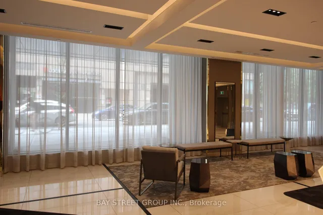 Additional image 36 of 543 Richmond St Unit 814