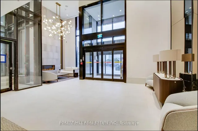 Additional image 29 of 2020 Bathurst St Unit 211