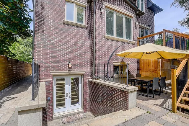 Additional image 46 of 93 Parkview Ave