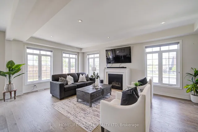 Additional image 12 of 2 William Dunlop St