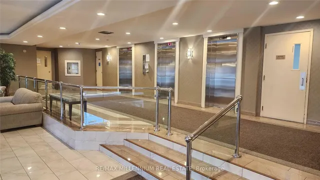 Additional image 24 of 61 Markbrook Lane Unit 811