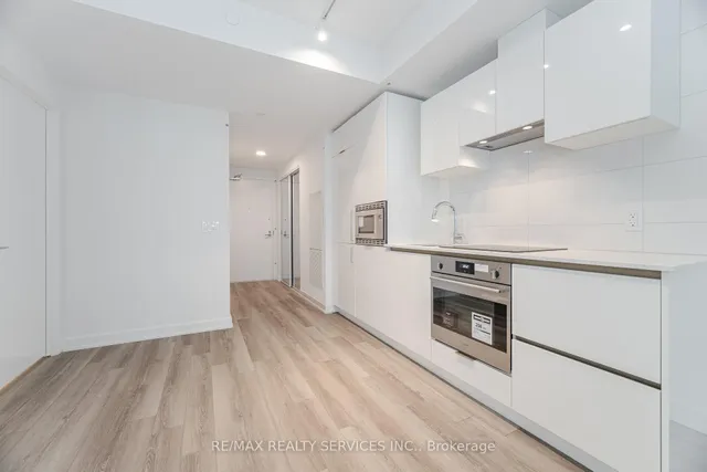 Additional image 8 of 230 Simcoe St Unit 2721