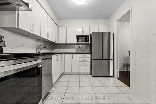 Additional image 20 of 3555 Derry Rd Unit 208