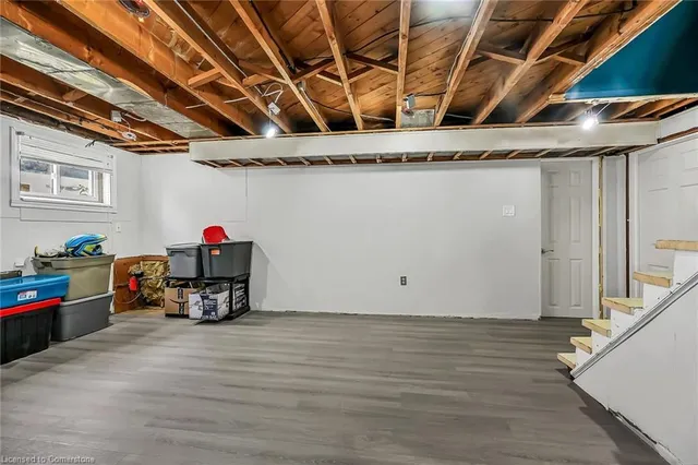 Additional image 35 of 40 Green Meadow Rd