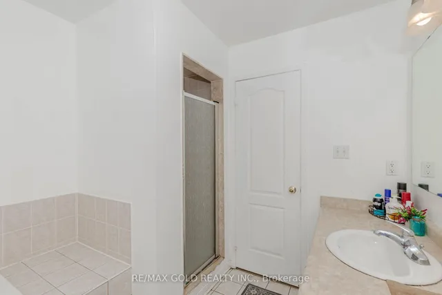 Additional image 21 of 87 Queen Mary Dr