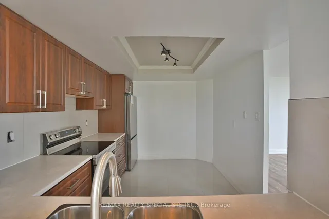 Additional image 17 of 8 Lisa St Unit 1901