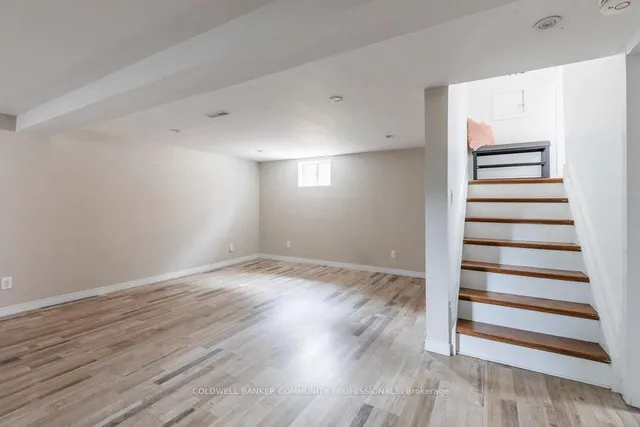 Additional image 37 of 14 Martin Rd