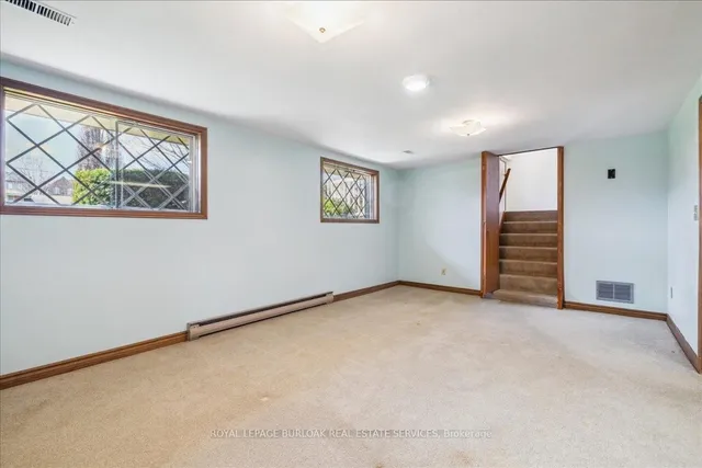 Additional image 16 of 1 Westview Cres