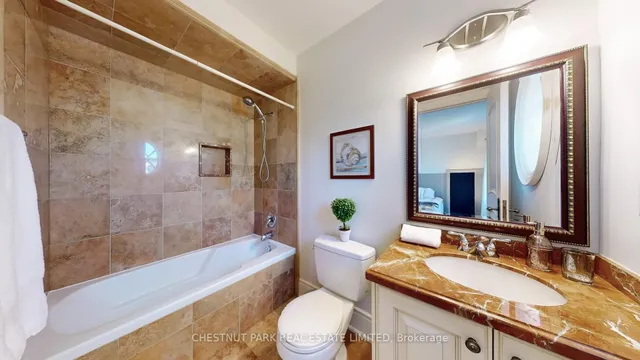 Additional image 32 of 116 Haddington Ave