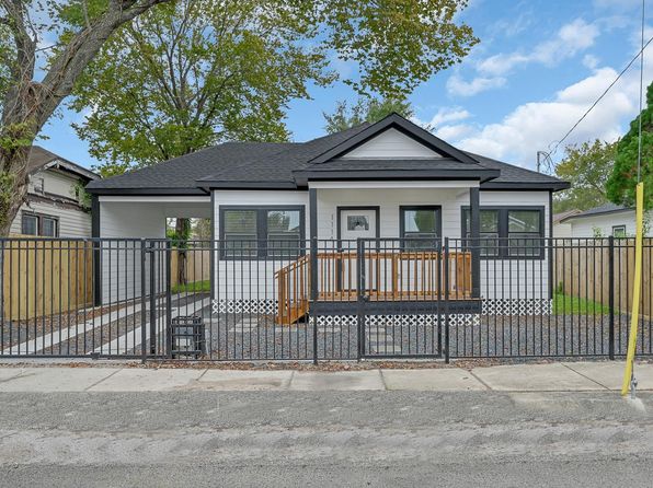 1114 Panama St, Houston, TX 77009